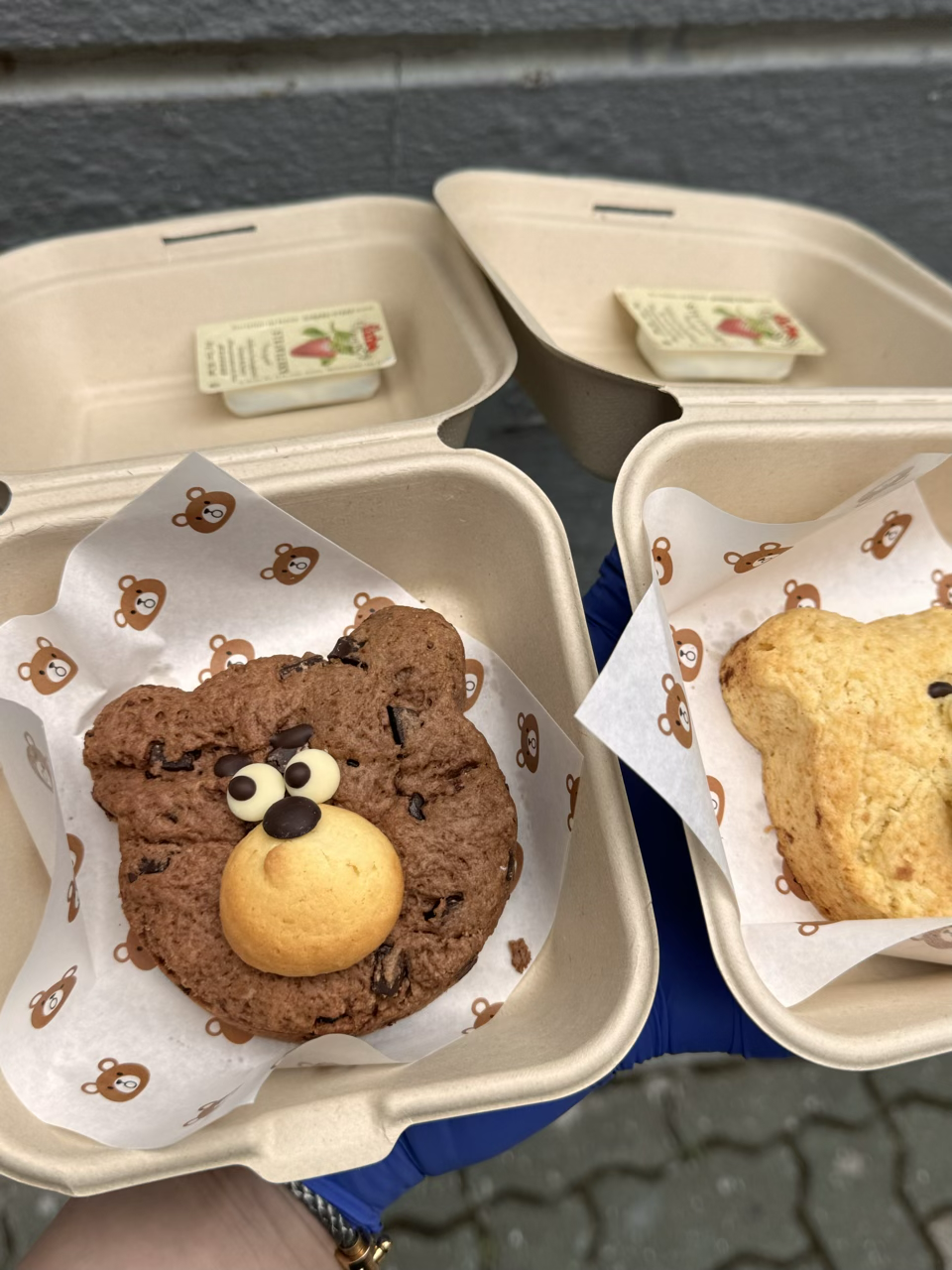 곰돌이 스콘 실물 컷 3